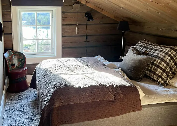 Ornenipa By Gaustatoppen With Panoramic View